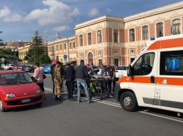 Scontro frontale fra ciclomotori sulla via Tommaso Cannizzaro: un ferito