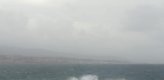 Maltempo, prosegue l’allerta: scuole chiuse nel comprensorio jonico