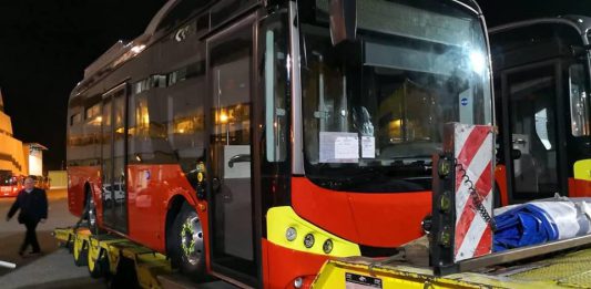 I primi bus elettrici sono arrivati in città
