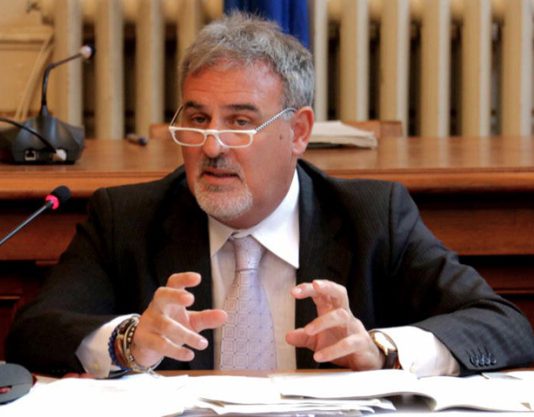 Iacomelli licenziato, MessinAccomuna “è il metodo de Luca”