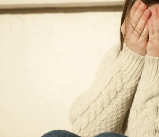 Donne vittime di violenza. La Polizia esegue misura cautelare a carico di compagno violento