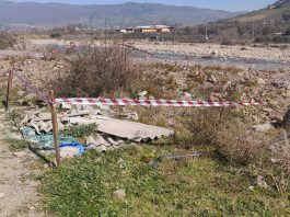 Cesarò, sequestrata discarica di rifiuti pericolosi sulla sponda del fiume Simeto