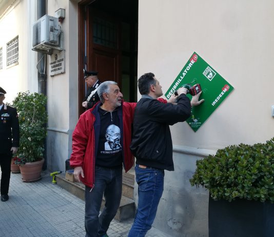 Attivati i primi defibrillatori acquistati da Accorinti