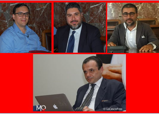 PD: “sarebbe finalmente l’ora che De Luca cominciasse a fare il Sindaco”