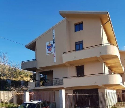 Motta D’Affermo: responsabile per anni di danneggiamenti, furti ed atti persecutori all’interno del condominio, arrestato dai Carabinieri