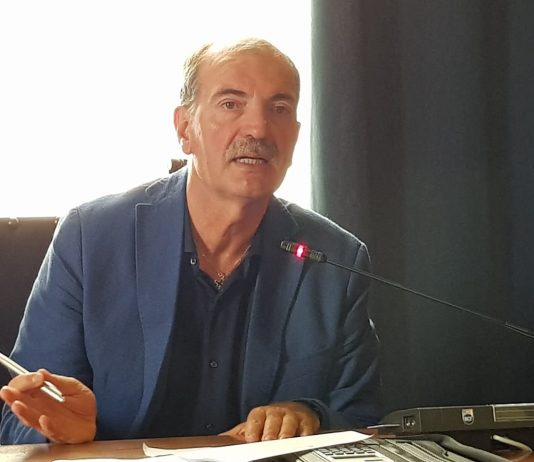 Il Sindaco De Luca al consigliere La Tona, “confonde didattica e politica”