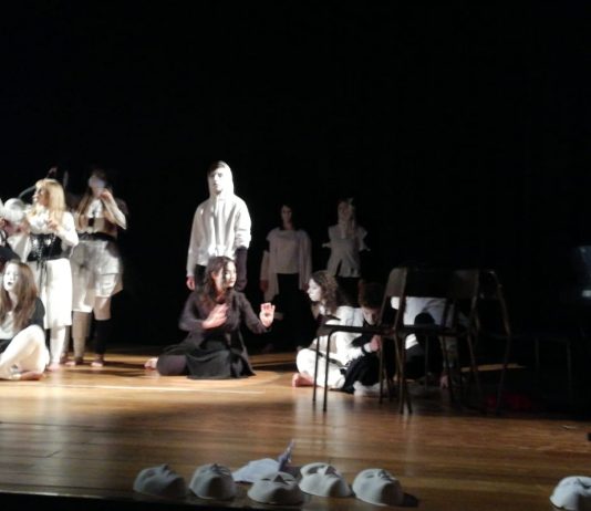 Teatro in carcere: significativo momento di condivisione e integrazione con gli studenti del Maurolico e Jaci