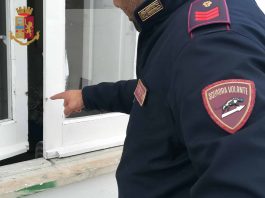 Sorpreso a rubare dentro un’abitazione, arrestato dai poliziotti