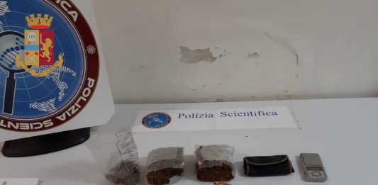 Spacciava marijuana: arrestato dai poliziotti un 40enne messinese