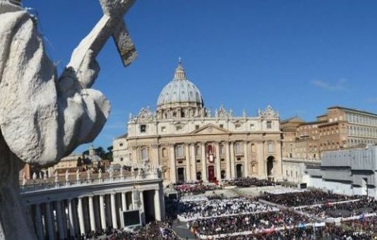 Le due piazze, da che parte stare?