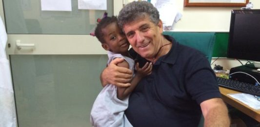Pietro Bartolo, “Le stelle di Lampedusa”: gli occhi dell’Orrore nella storie dei migranti raccontate dal neo europarlamentare