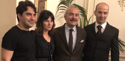 TVE: “La Cena”, il teatro della persona di Manfrè interpretato da Andrea Tidona