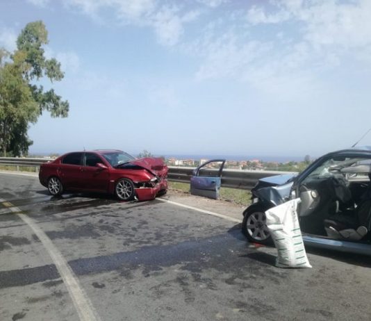 Incidente sulla statale 113, coinvolti anche una donna e un bambino
