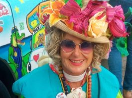 Zia Caterina, la fatina toscana dei bimbi, inaugura la nuova area giochi della “Elio”