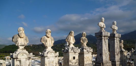 Barcellona: uno spazio al cimitero per le sepolture di rito islamico