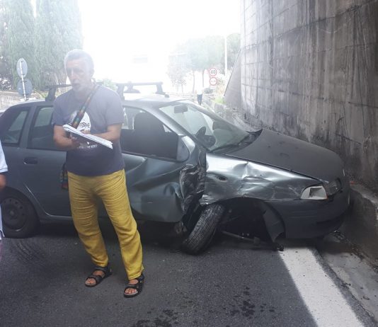 Renato Accorinti coinvolto in un incidente sulla A18: rimasto illeso