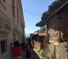 Risanamento baracche: sopralluogo del gruppo di lavoro in via Macello vecchio