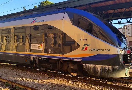 I consiglieri comunali di Capo d’Orlando della “Lista Orlandina” contro Trenitalia