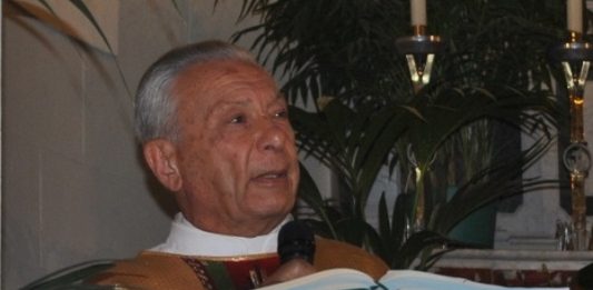 A due settimane da Ferragosto Padre D’Arrigo “lascia” la Vara Messinese: il suo sostituto sarà Antonello Angemi, parroco di Ganzirri