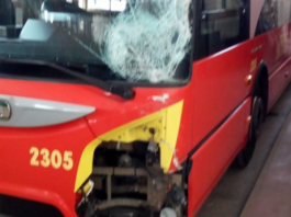 Scontro bus-motorino a Granatari, 27enne in prognosi riservata