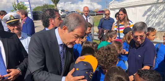 Clima: Musumeci, a fianco ragazzi che reclamano futuro migliore