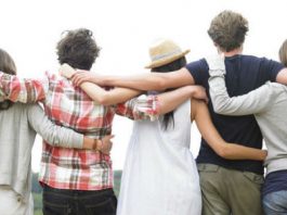 Vangelo Ora: scegliere Dio per investire in amicizia e fraternità(Video)