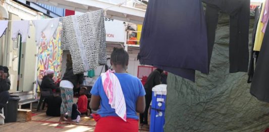 Ocean Viking: SOS MEDITERRANEE e MSF chiedono ai leader dell’UE di consentire con urgenza lo sbarco dei 104 naufraghi