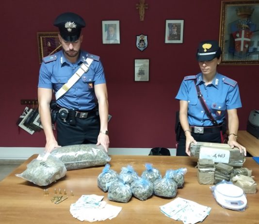 Coniugi messinesi arrestati: detenevano in casa munizioni e sostanze stupefacenti