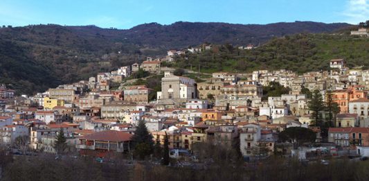 Vertenza Comune Sinagra, dipendenti senza stipendio da 3 mesi