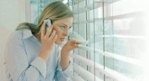 La delazione l’ultima iniziativa “politica” di De Luca, ecco il numero degli spioni