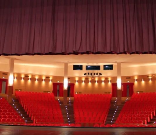 Tentata estorsione al Teatro Mandanici: due arrestati a Barcellona Pozzo di Gotto