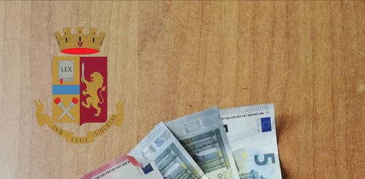 Fornito di droghe leggere e pesanti: spacciatore arrestato dalle Volanti