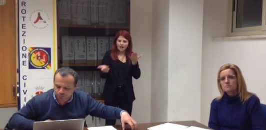 “Comitiva trentina” e ordinanza anti-passeggio: altro scontro con Prefetto?