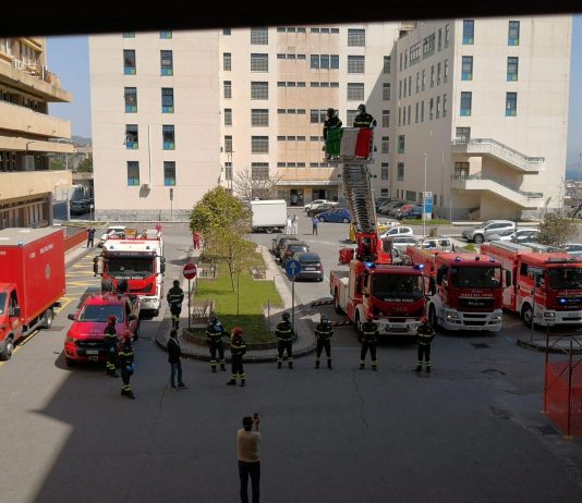 Omaggio dei Vigili del Fuoco al Policlinico