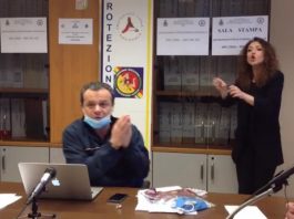 De Luca chiede dimissioni di Lamorgese e torna su Family Card e Post-emergenza