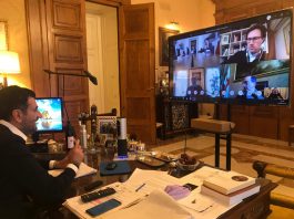 Fase 2 – Riunione dei Sindaci delle città metropolitane, assente De Luca