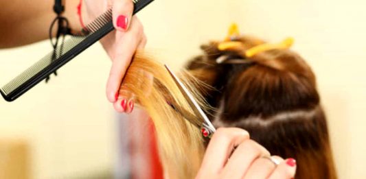 Da lunedì riaprono parrucchieri, estetisti, negozi, bar e ristoranti