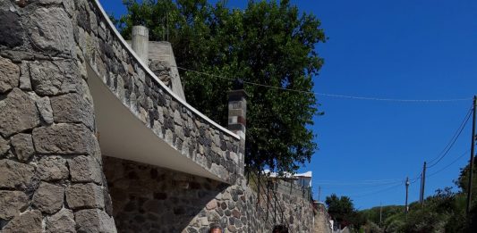 Lipari, Varesana. Finalmente il 29 giugno via il segnale stradale e ripristino carreggiata