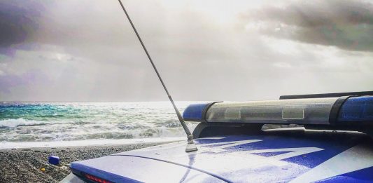 Scippa la borsa ad un’anziana arrestato 18enne tradito dalle telecamere