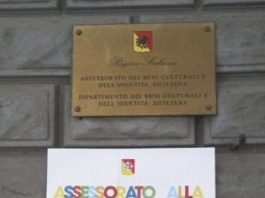 Affisso cartello ‘assessorato Difesa della Razza’. Samonà, alimentano odio