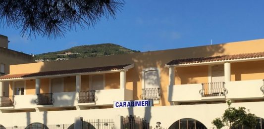Lipari, subiva maltrattamenti dal compagno: i Carabinieri di Milazzo gli notificano il divieto di dimora e avvicinamento