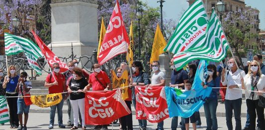 Scuola: Sindacati Sicilia chiedono garanzie su ripartenza a settembre