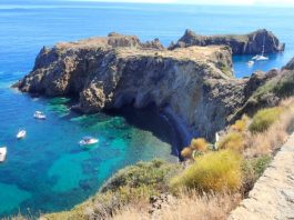 Panarea e l’inizio del turismo con Monica Vitti. Richiesto omaggio dal Vento Eoliano