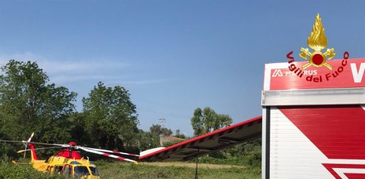 Incidente stradale a Pace del Mela. Conducente resta incastrato tra le lamiere dell’abitacolo