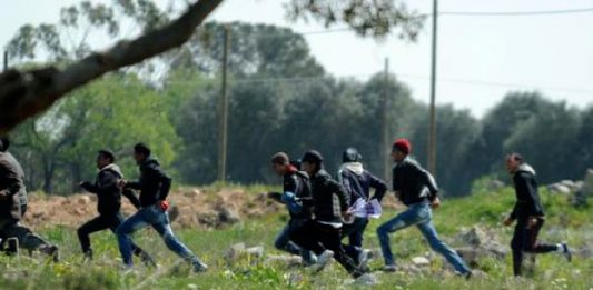 Migranti in fuga: Musumeci, Sicilia non può essere trattata come una colonia