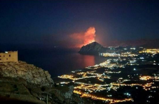 Incendio a Monte Cofano, la condanna del sindaco Peraino
