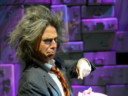 Francesco Scimemi in Magicomio, Teatro Scoperto giovedì 30 luglio