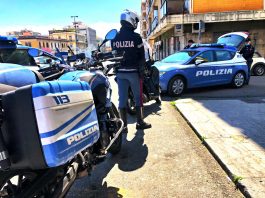 Furto e danneggiamento ai danni di esercizi commerciali, arrestato 23enne messinese