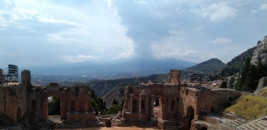 Parco Naxos Taormina, Week end di eventi con domenica a ingresso gratuito; ripartono le visite serali a Settembre con “A riveder le stelle”