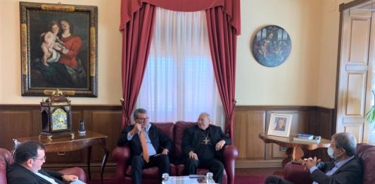 Migranti: Musumeci riceve a Palazzo Orleans vescovo di Cefalù Mons. Marciante